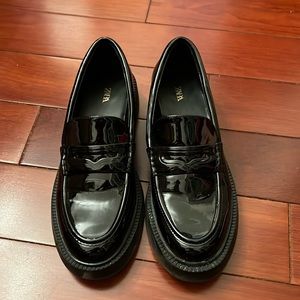 Black Zara loafers